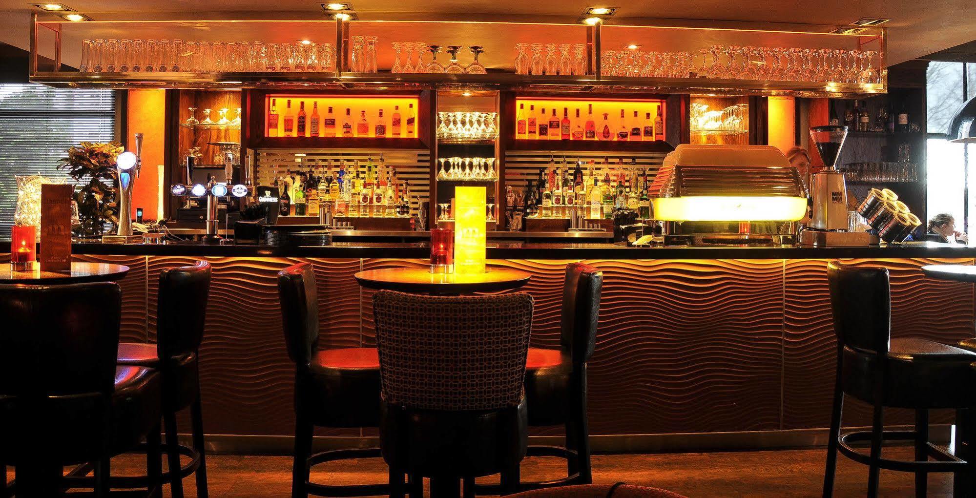 Mondo Hotel โค้ทบริดจ์ ภายนอก รูปภาพ